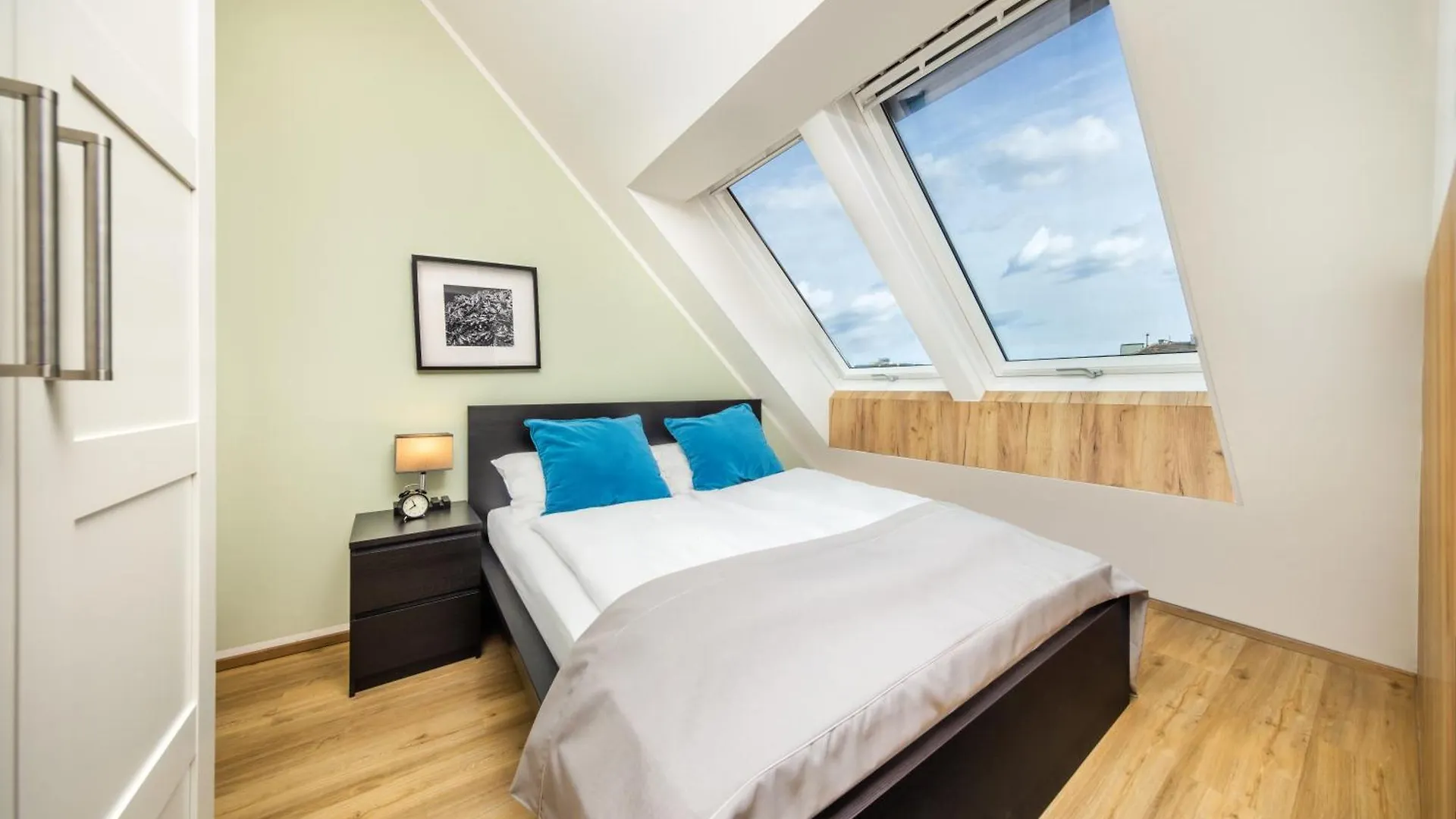 אפרטהוטל Citadines South וינה 4*,